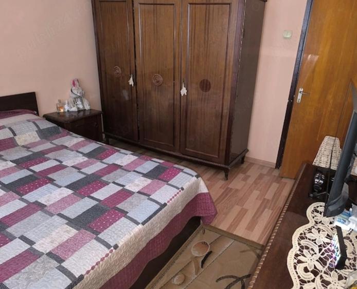 Apartament cu 3 camere decomandat în Gorjului