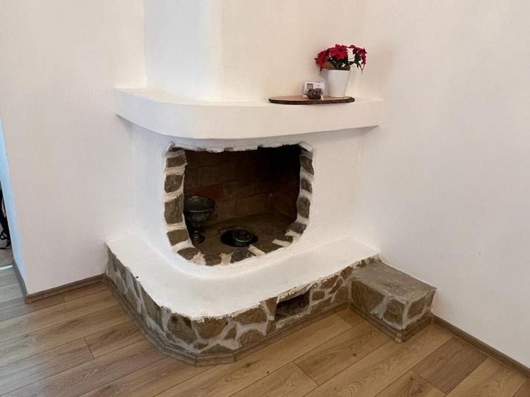 Apartament cu 4 camere, mobilat în Ultracentral
