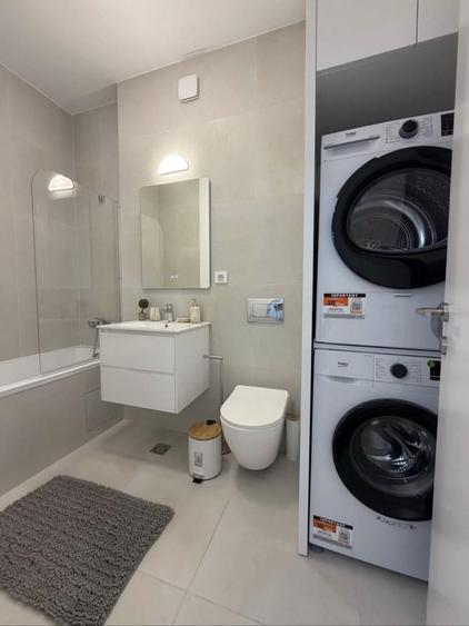 Apartament cu 2 camere în Baza 3