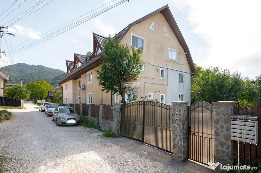Apartament cu 3 camere decomandat în Est