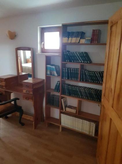 Casă individuală cu 6 camere cu Garaj în Chichiș