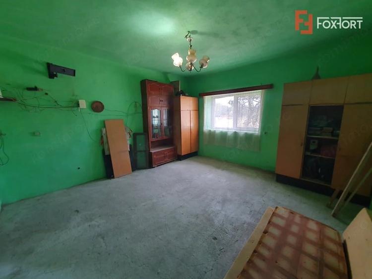 Casă cu 4 camere cu Teren 2208 Mp în Folea