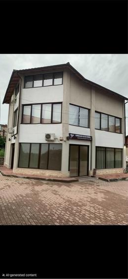Spațiu comercial, de 240 mp, în Central