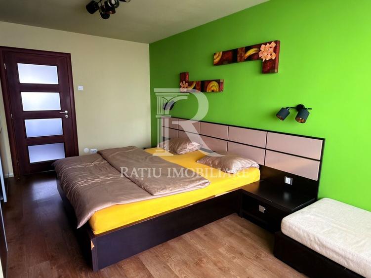 Apartament cu 3 camere decomandat, mobilat în Centru Civic