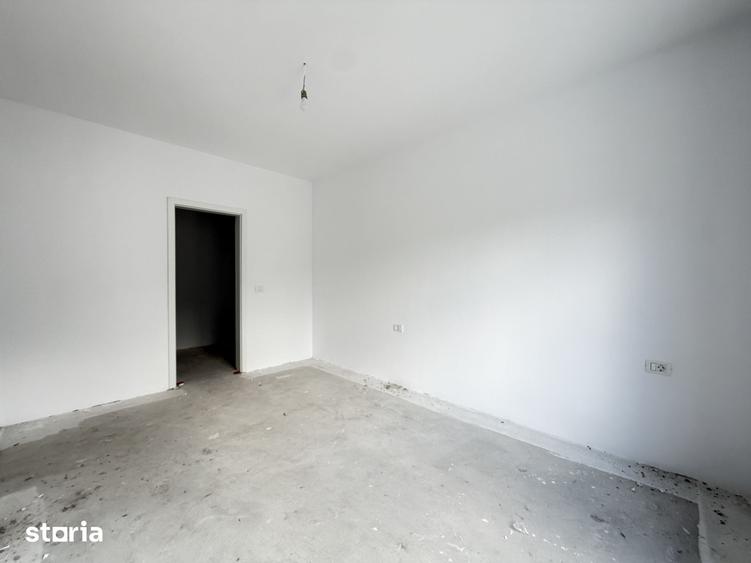 Casă cu 3 camere cu Teren 576 Mp în Sânandrei