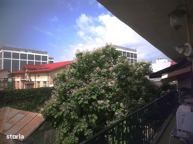 Apartament cu 3 camere decomandat, mobilat în Plevnei