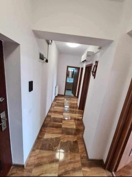 Apartament cu 2 camere decomandat în Prundu