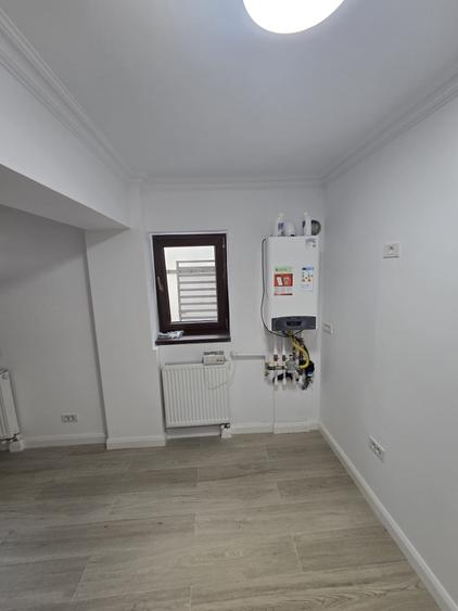 Apartament cu 2 camere semidecomandat în Dămăroaia