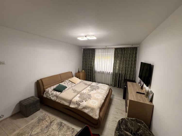 Apartament 2 camere, decomandat, 55 mp, zona Rovine - 7