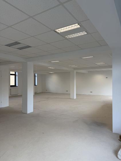 Spațiu comercial, de 150 mp, în Ultracentral
