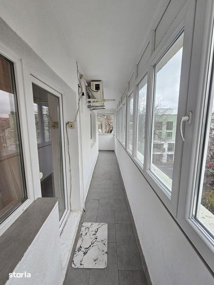 Apartament cu 3 camere semidecomandat, mobilat în Obor
