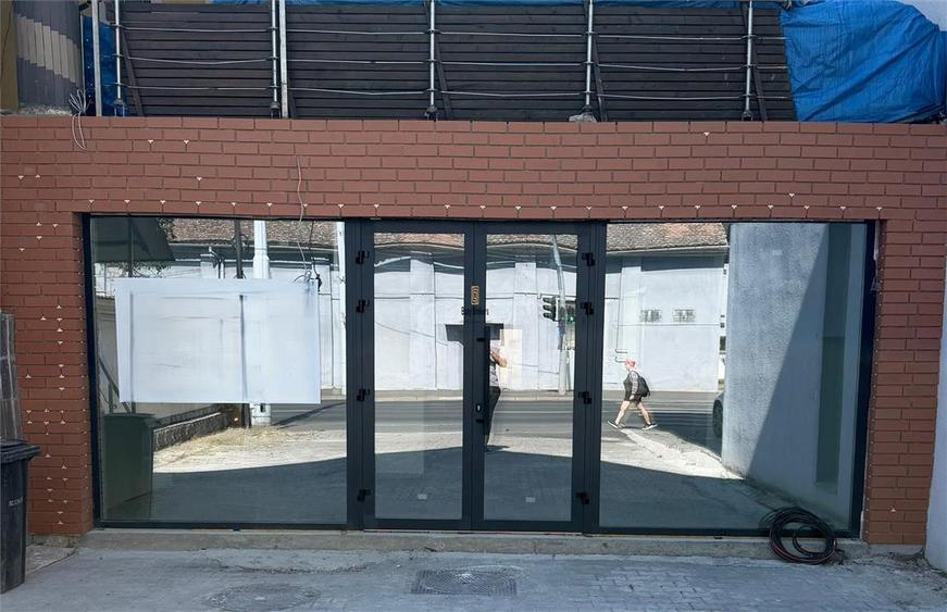 Spatiu Comercial - 200 mp - Showroom - Comert - Servicii - 2