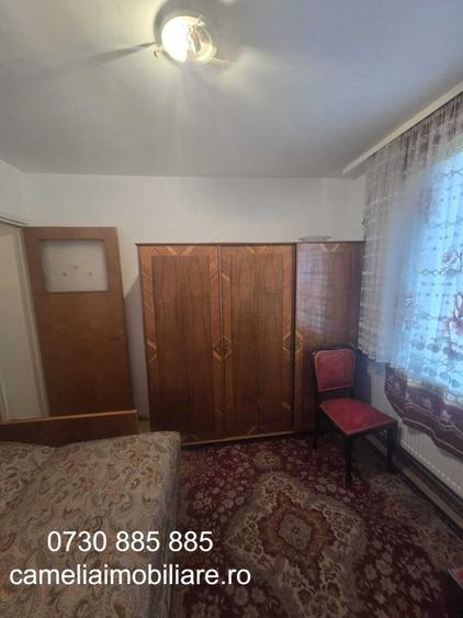 Apartament cu 3 camere decomandat în Păcii