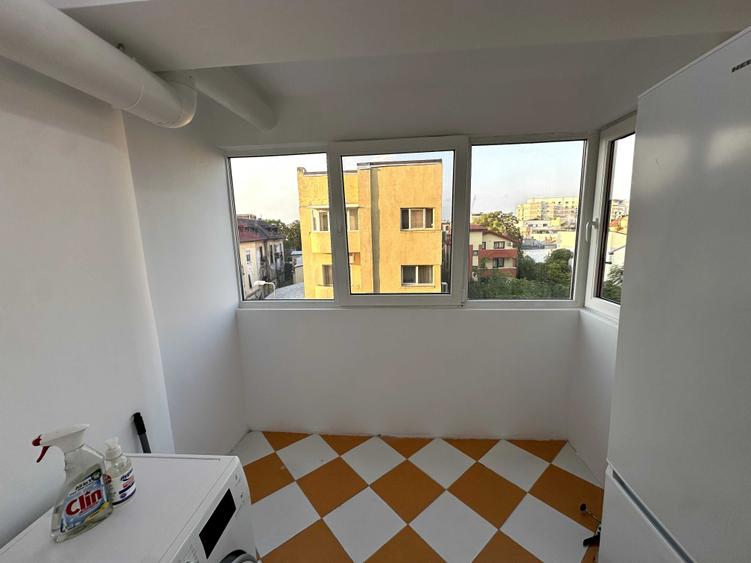 Apartament cu 2 camere decomandat în Decebal