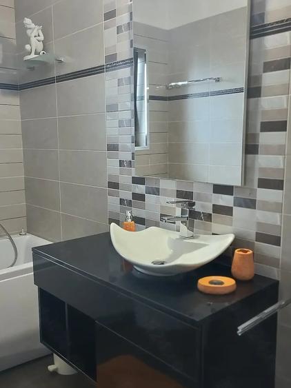 Apartament cu 2 camere semidecomandat în Florești