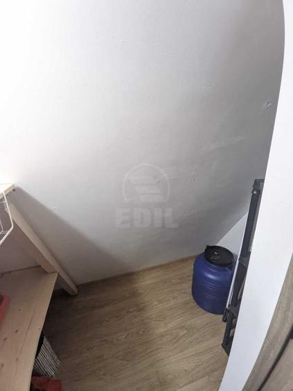 Apartament cu 3 camere semidecomandat în Semicentral
