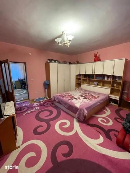 Apartament cu 5 camere în Mureșel