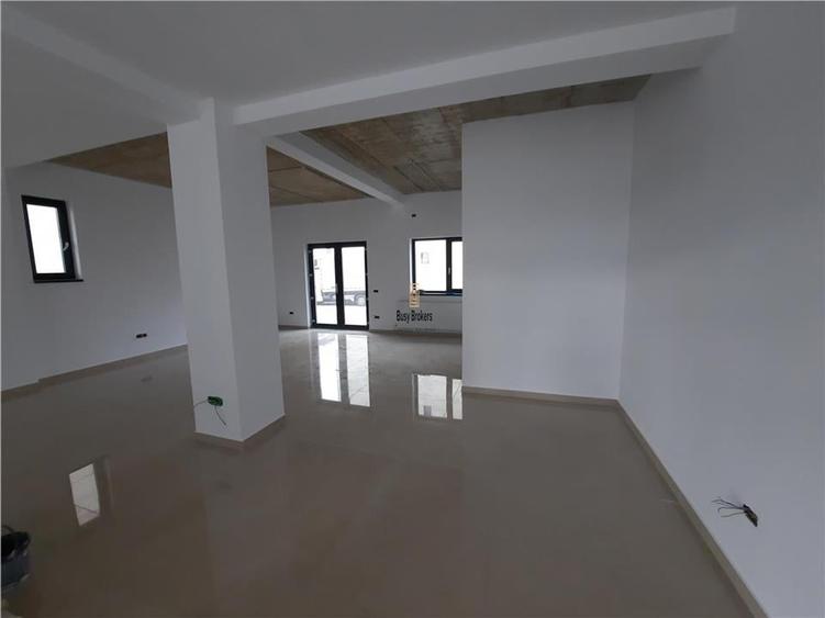 Spațiu comercial, de 76 mp, în Șelimbăr