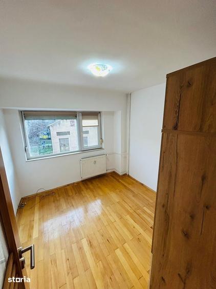 Apartament cu 3 camere în Dacia