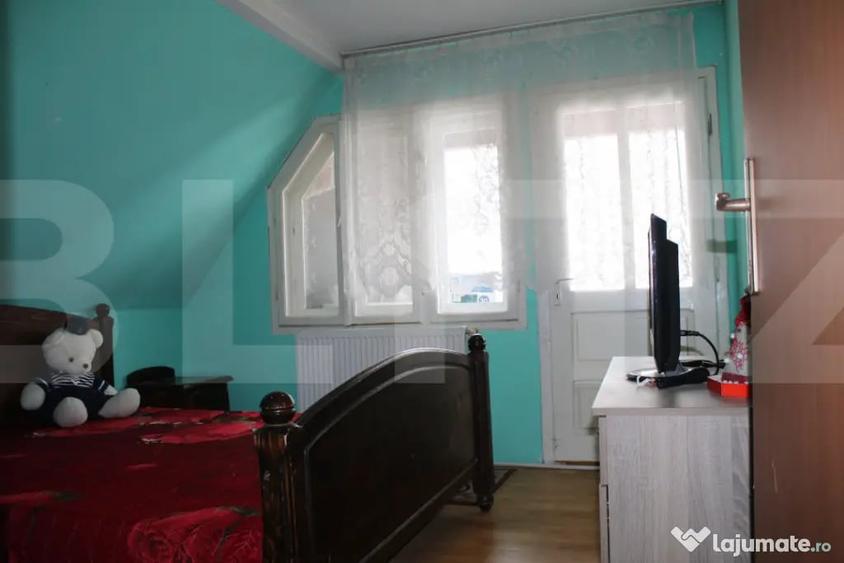 Casă cu 7 camere cu Teren 1580 Mp în Central