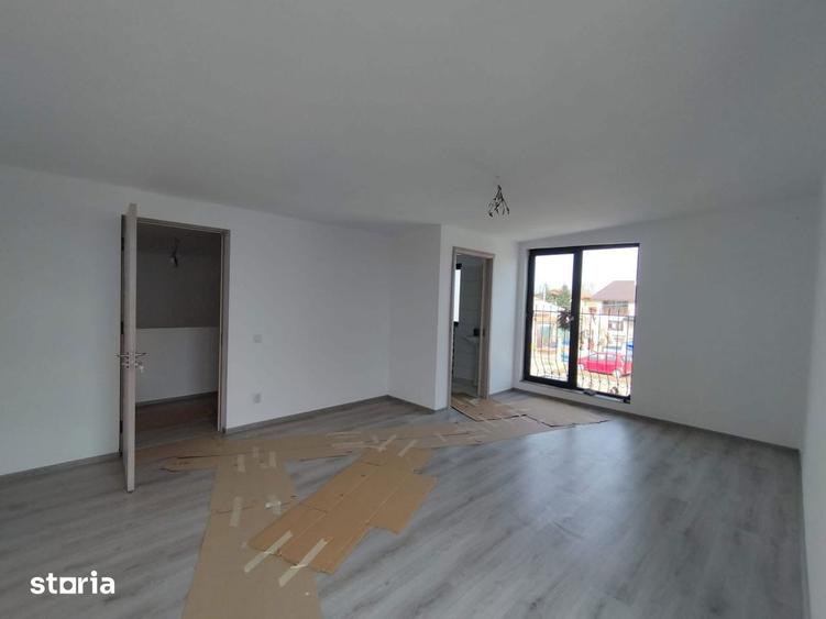 Casă cu 5 camere cu Teren 350 Mp în Cornetu