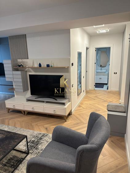 Apartament cu 2 camere semidecomandat, mobilat în Pipera