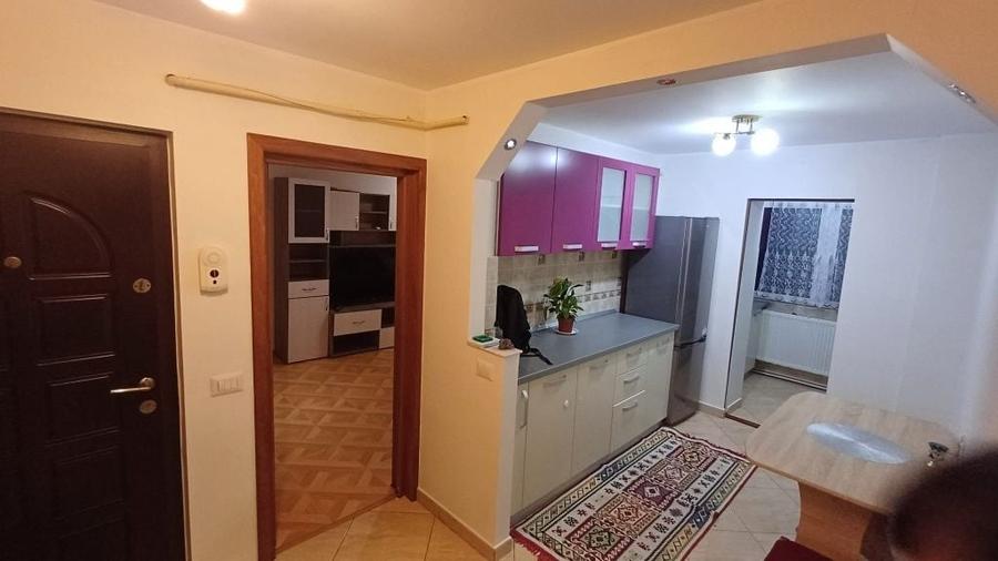 Apartament cu 2 camere decomandat în Lehnești