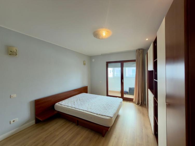 Duplex cu 5 camere cu Canalizare în Pipera