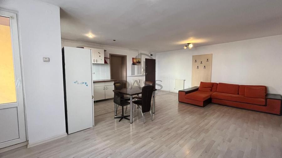 Apartament cu 3 camere decomandat, mobilat în Hipodrom 1