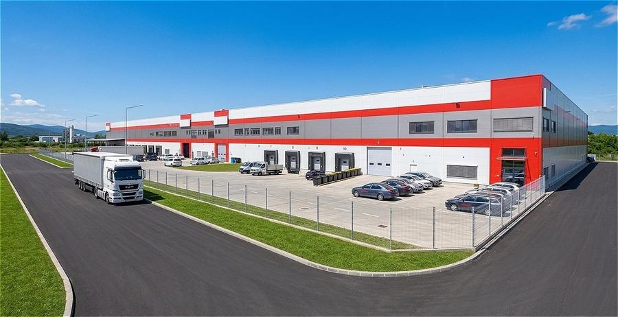Spațiu industrial, de 900 mp, în Gilău
