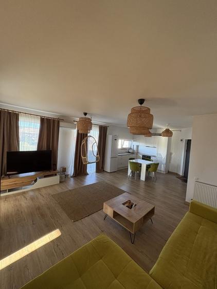 Apartament cu 2 camere decomandat în Florești