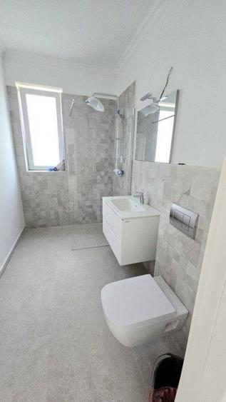 Apartament cu 2 camere decomandat, mobilat în Nord-Est