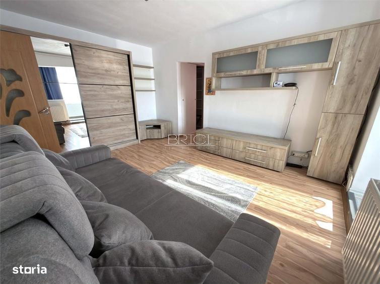 Apartament cu 2 camere semidecomandat în Astra