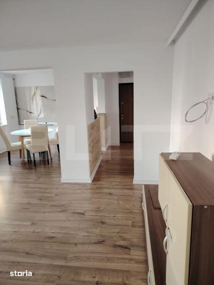 Apartament cu 3 camere semidecomandat în Central