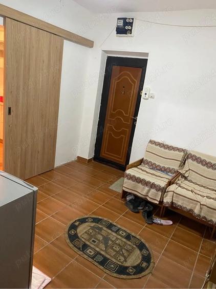 Apartament cu 3 camere decomandat în Luncă