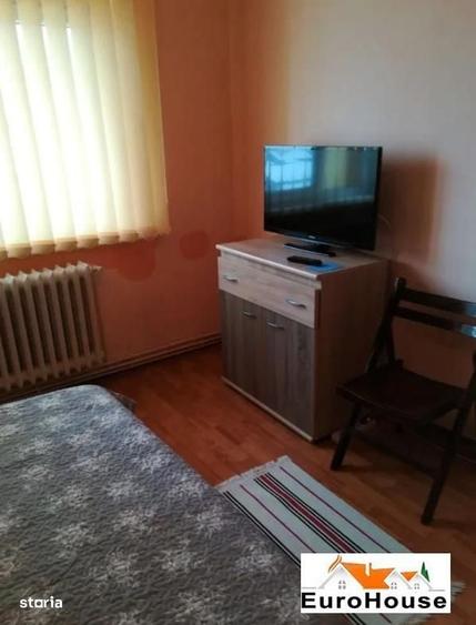 Apartament cu 2 camere decomandat în Tolstoi