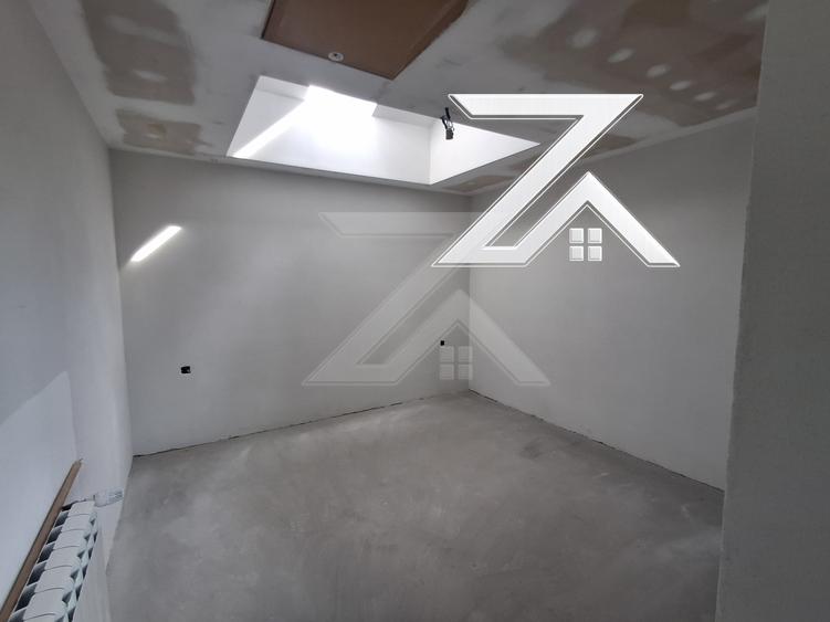 Casă individuală cu 5 camere cu Canalizare în Brestei