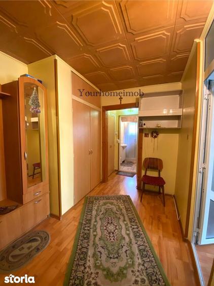 Apartament cu 2 camere decomandat în Rovine