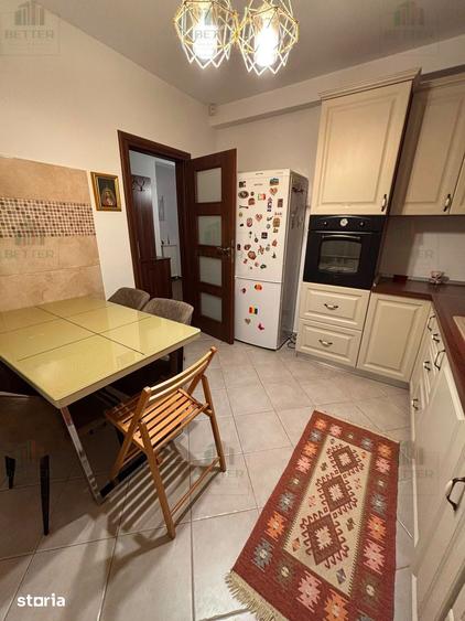 Apartament cu 3 camere decomandat în Central