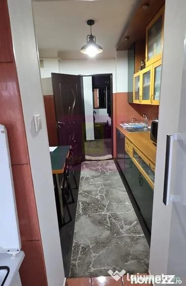 Apartament cu 2 camere de vanzare in Campina, zona Ce... - Campina (Prahova) - 3