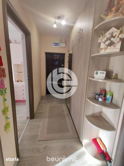 Apartament cu 3 camere decomandat în Turnișor