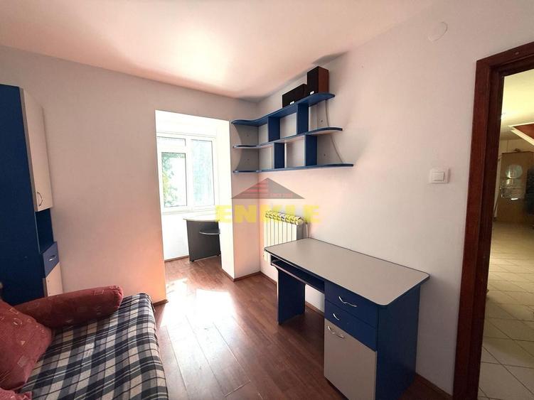 Apartament de vânzare , 75 mp– Zona Școlii 7 - 4
