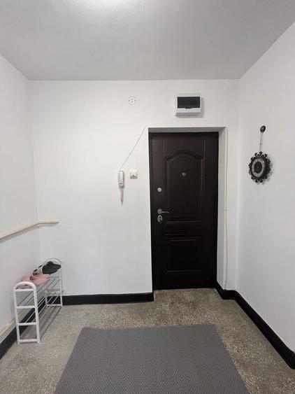 Apartament cu 2 camere decomandat în Titan
