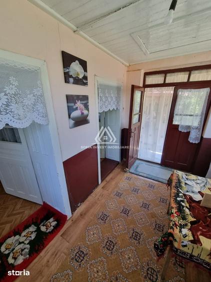 Casă cu 3 camere cu Teren 2604 Mp în Sâmboleni
