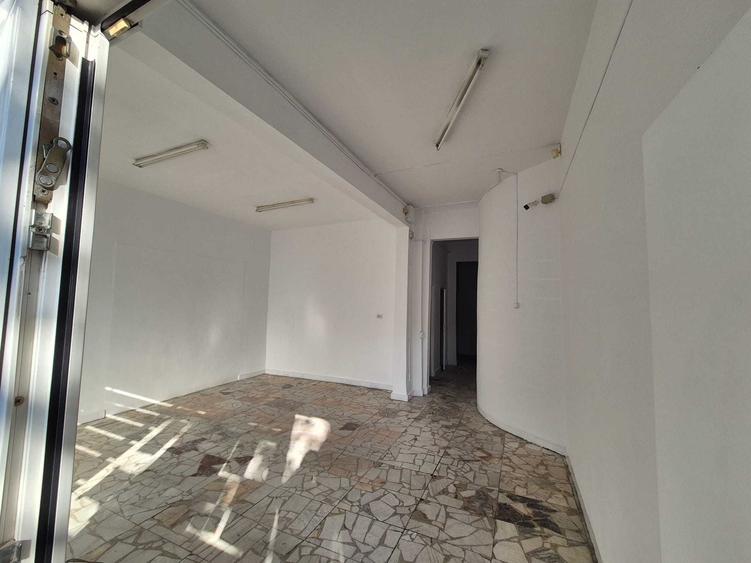 Spațiu comercial, de 67 mp, în Dacia