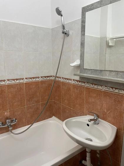Garsonieră decomandată în Blașcovici