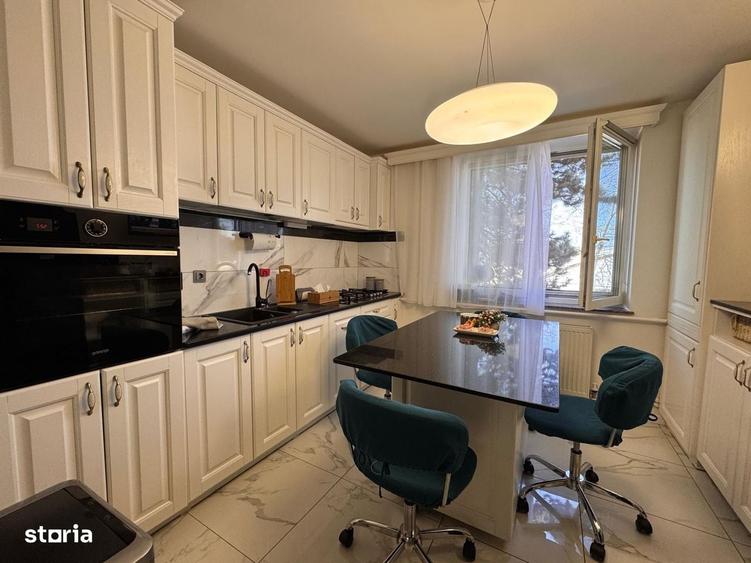 Apartament cu 3 camere în Central