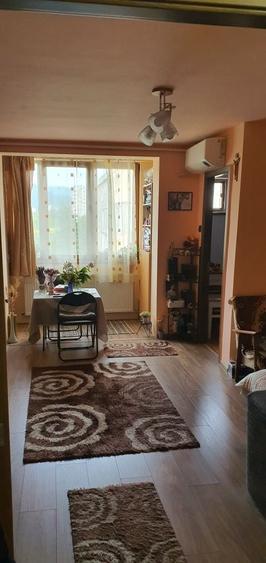 Garsonieră decomandată în Exterior Vest