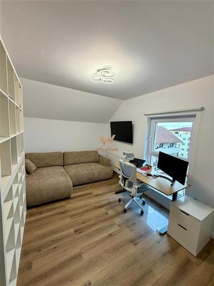 Apartament cu 4 camere decomandat în Turnișor