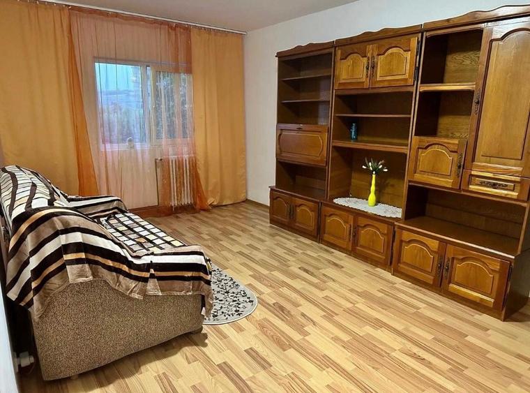 Apartament cu 2 camere decomandat în Canta